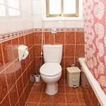 Lägenhet Spacious 2 Bedroom Near Mall -internet 1gbps