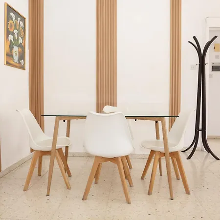 Διαμέρισμα Spacious 2 Bedroom Near Mall -internet 1gbps