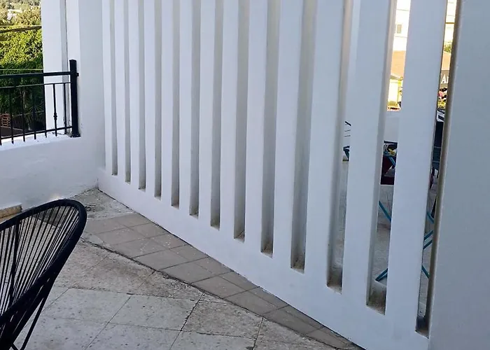 Spacious 2 Bedroom Near Mall -internet 1gbps Apartamento